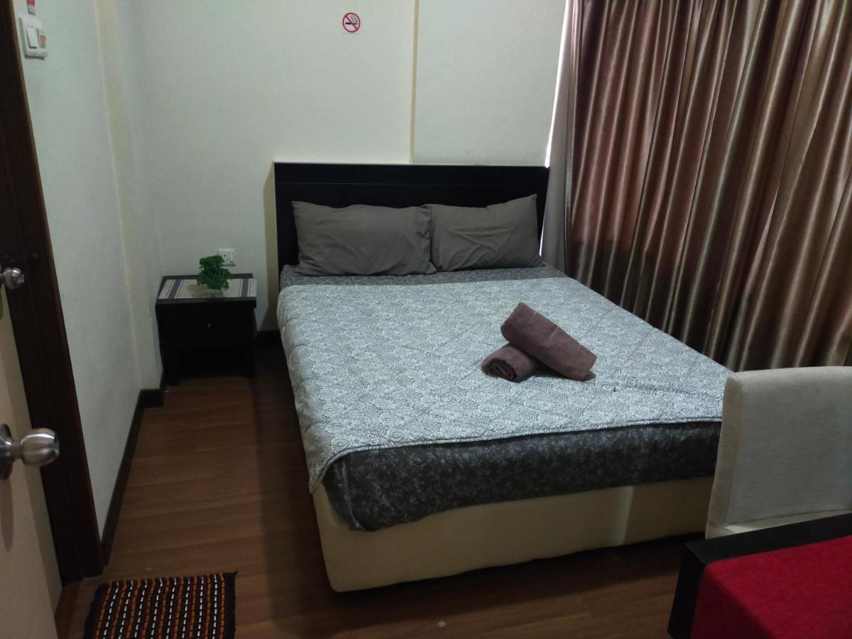 B Lagoon Muslim Apartment Malacca Buitenkant foto